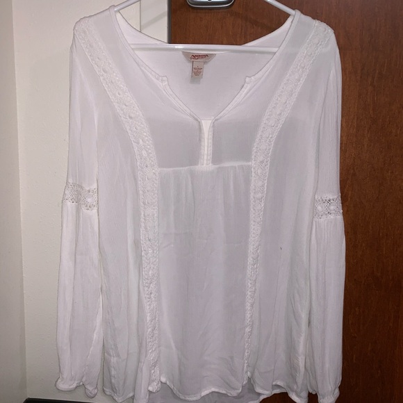 White vintage styled blouse by Arizona jean co - Picture 5 of 8